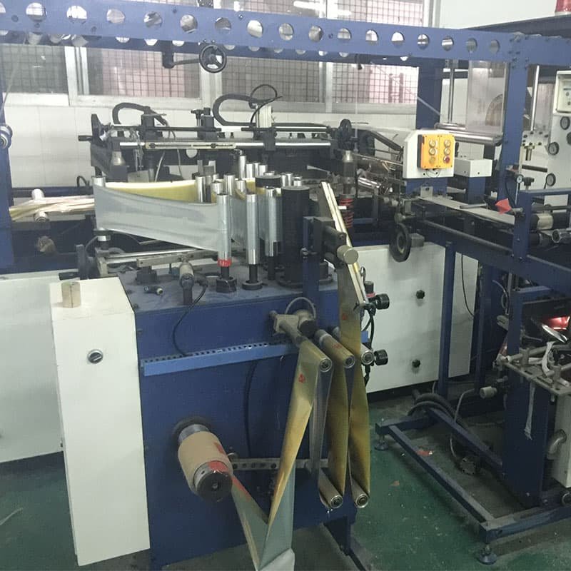 Production Line of Packaging Bags Factory by Rundongyang