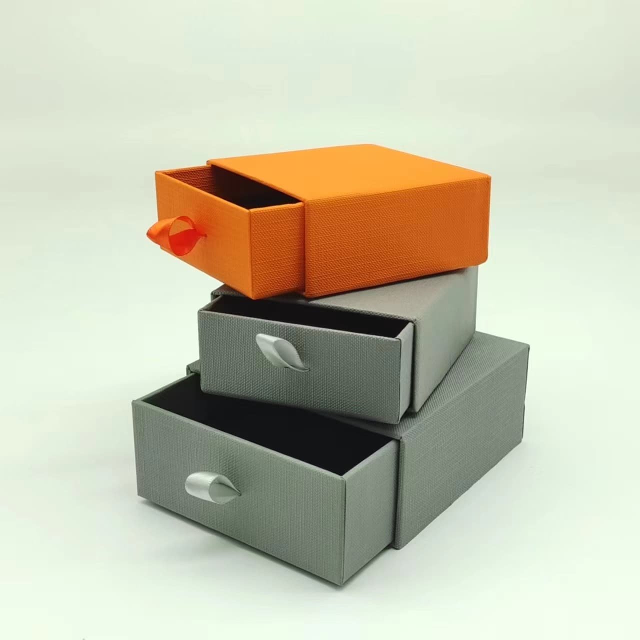 Features of Boutique Boxes by Rundongyang