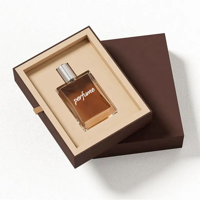 Best Rigid White Cardboard Gift Box With Gold Foil Logo 1200gsm For Luxury Packaging wholesale
